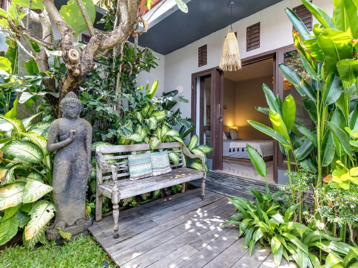 Villa Chamade Seminyak Esterno foto