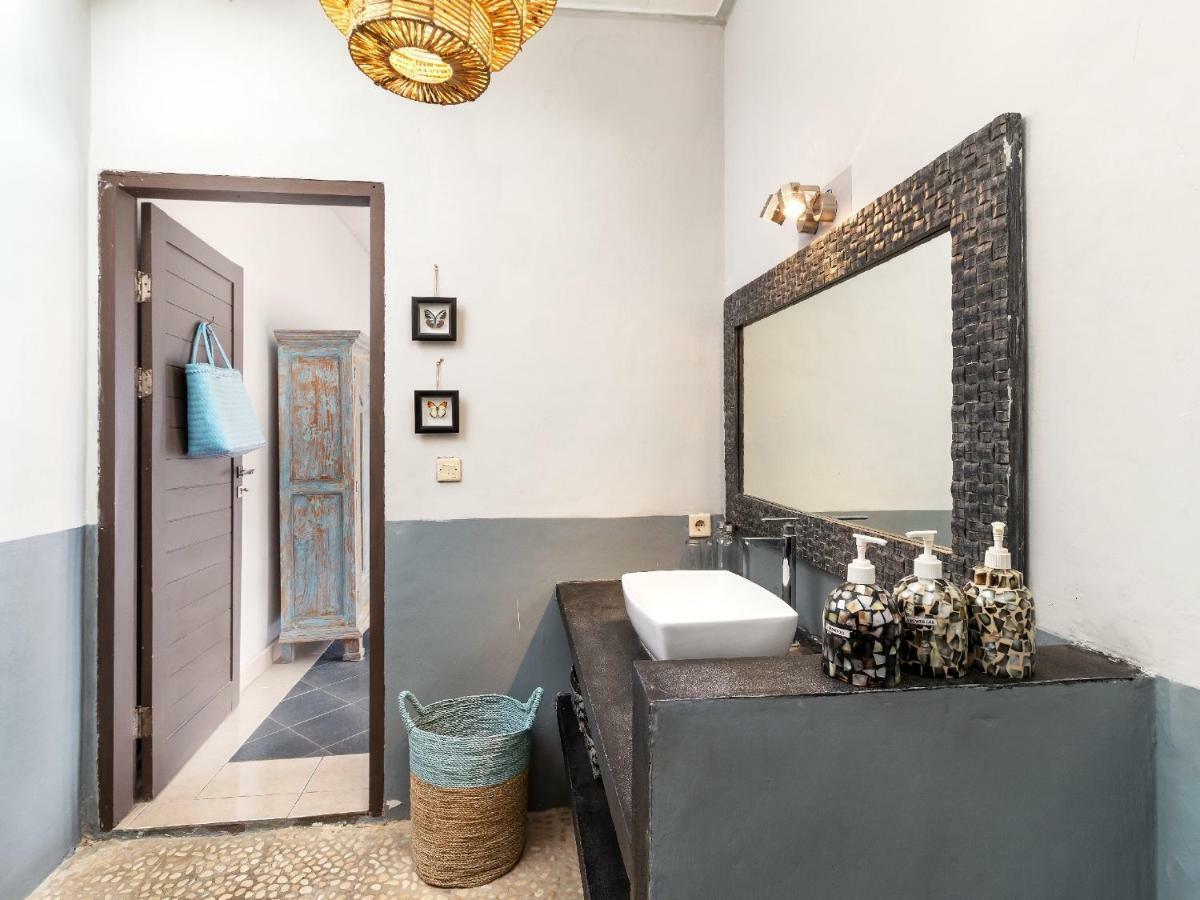 Villa Chamade Seminyak Esterno foto